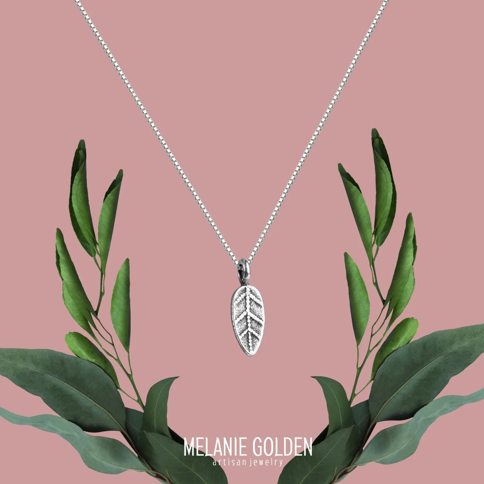 Fiscus Leaf Necklace