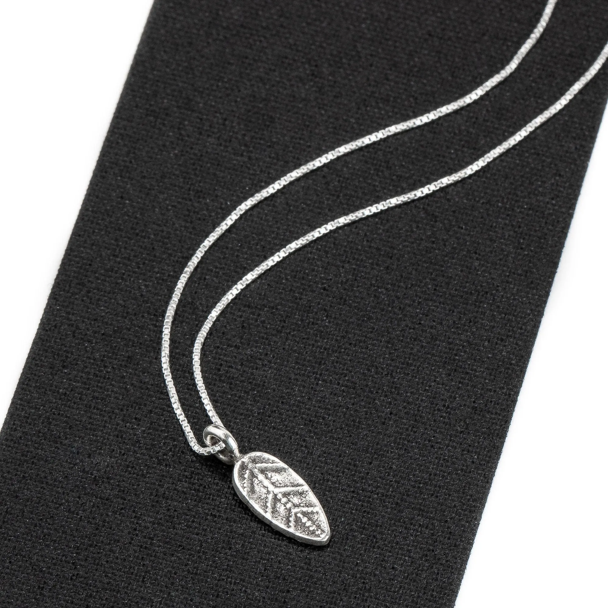 Fiscus Leaf Necklace