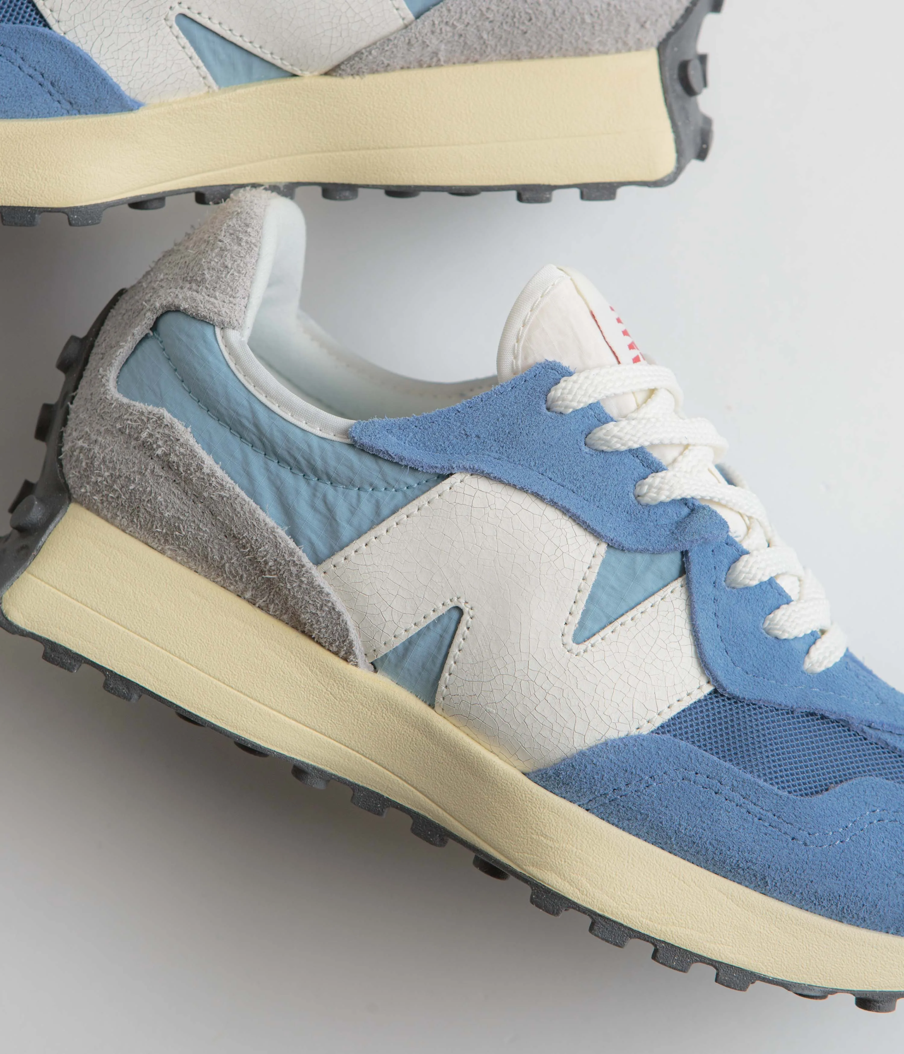 New Balance 327 Shoes - Blue Laguna