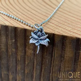 Vintage Sterling Silver Flower Charm Necklace